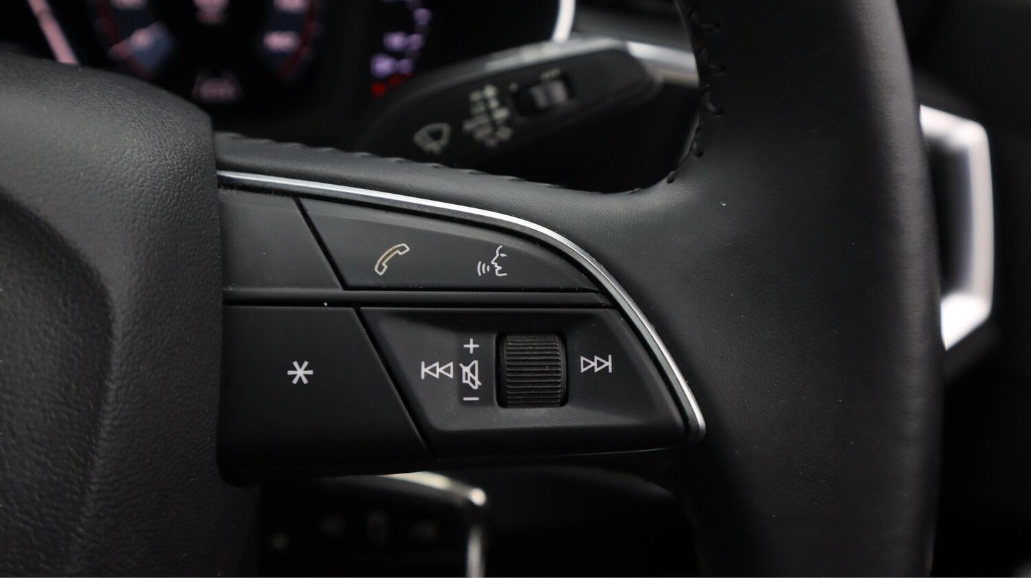 Used Audi Q3 2019 for sale - 76658669: Photo 25