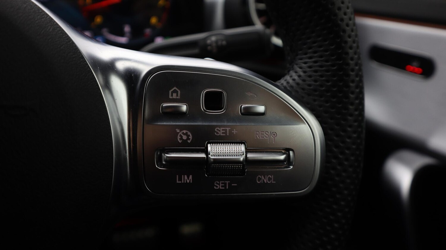 Used Mercedes-Benz CLA 2022 for sale - 76572834: Photo 25