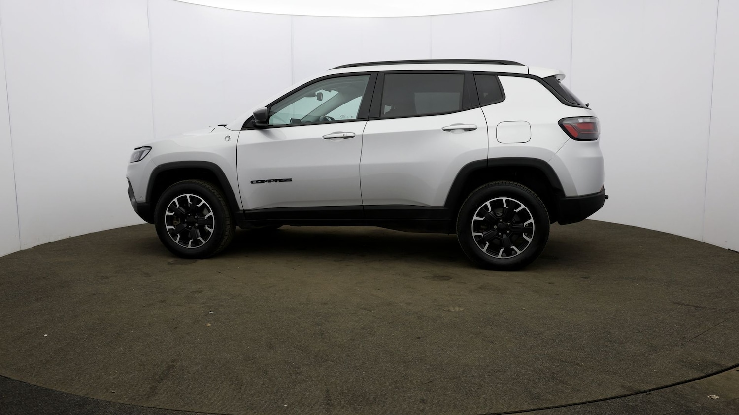 Used Jeep Compass for sale - 76809467: Photo 64