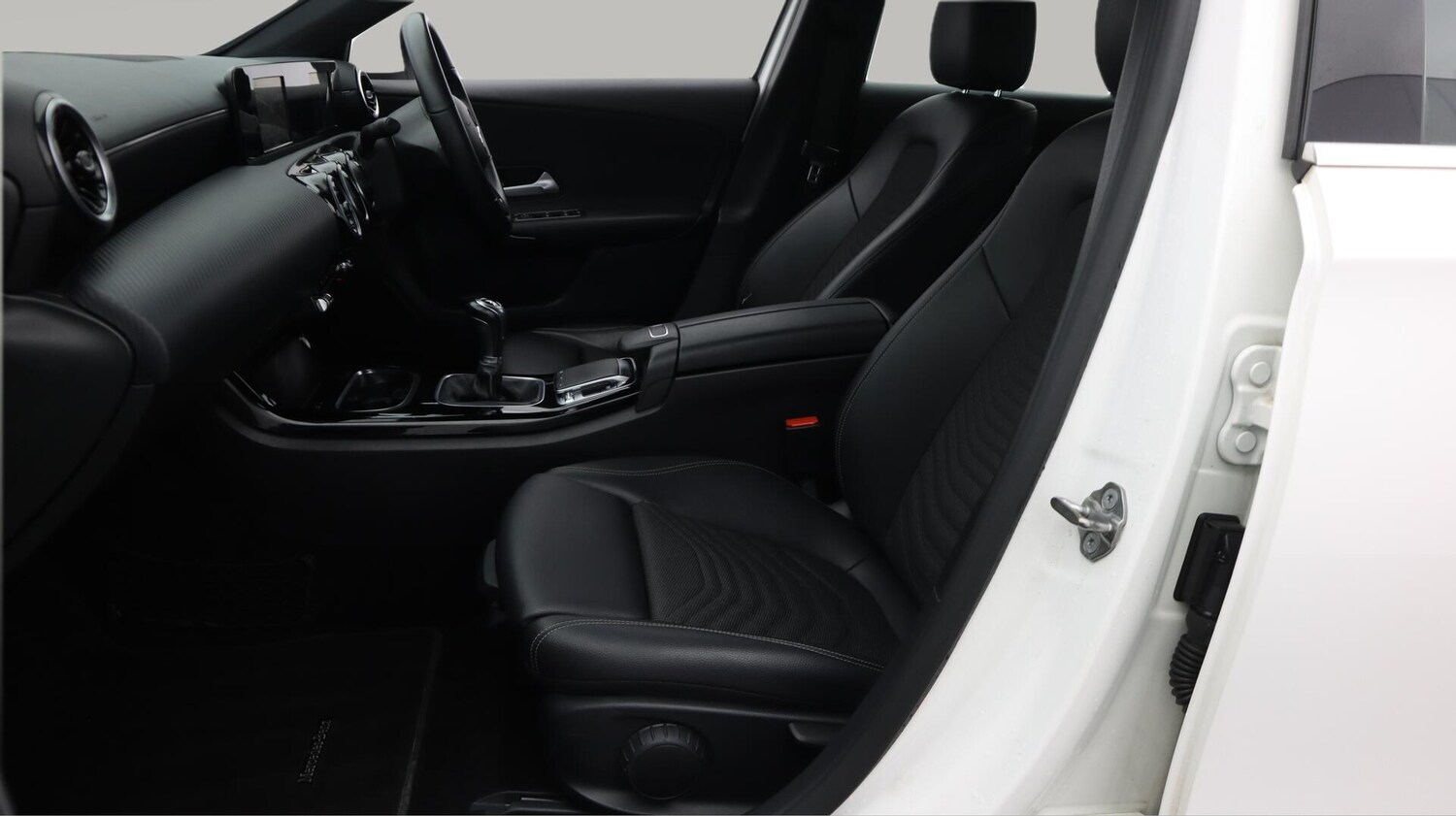 Used Mercedes-Benz A-Class 2019 for sale - 76561097: Photo 15