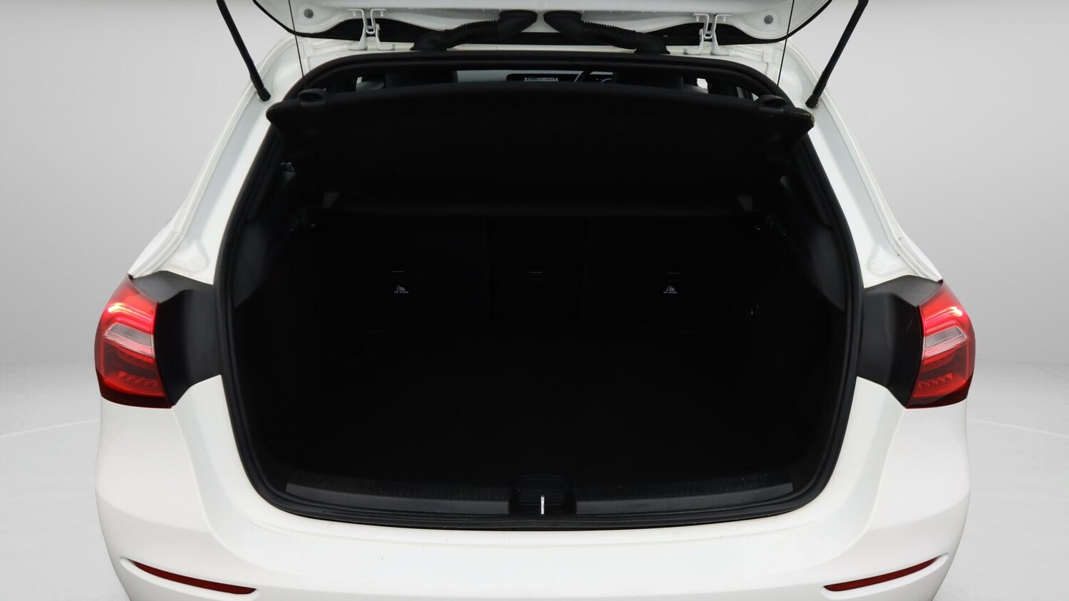 Used Mercedes-Benz A-Class 2019 for sale - 76561097: Photo 18