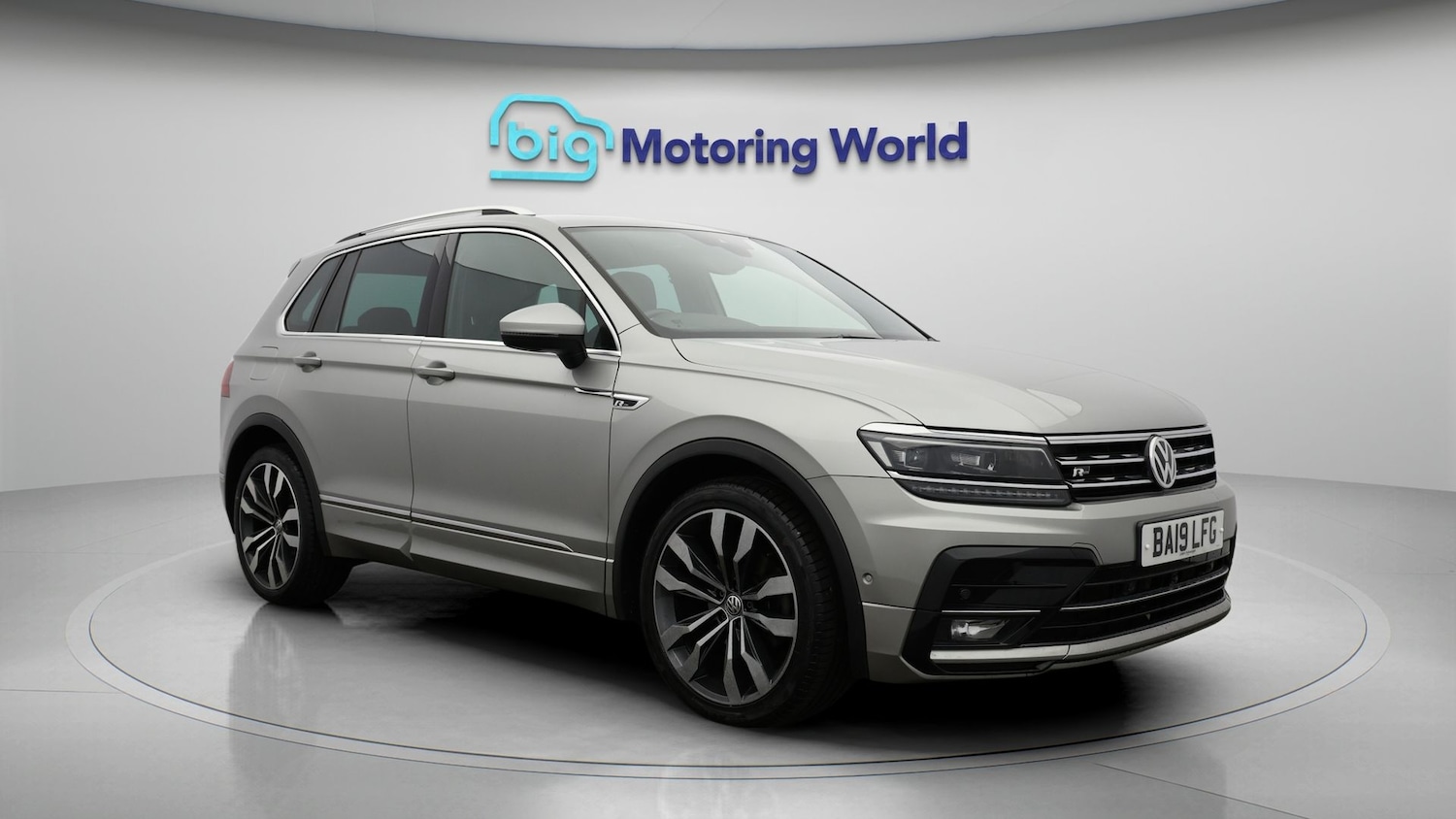 Used Volkswagen Tiguan 2019 for sale - 77002070: Photo 3