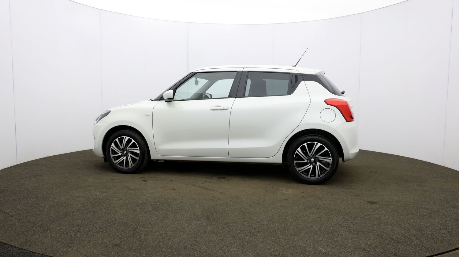 Used Suzuki Swift for sale - 76811270: Photo 63