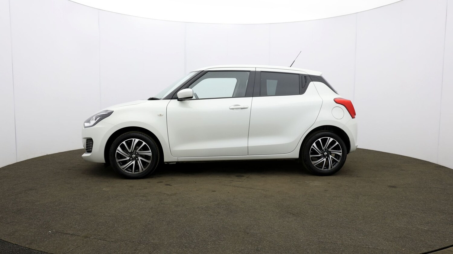 Used Suzuki Swift for sale - 76811270: Photo 65