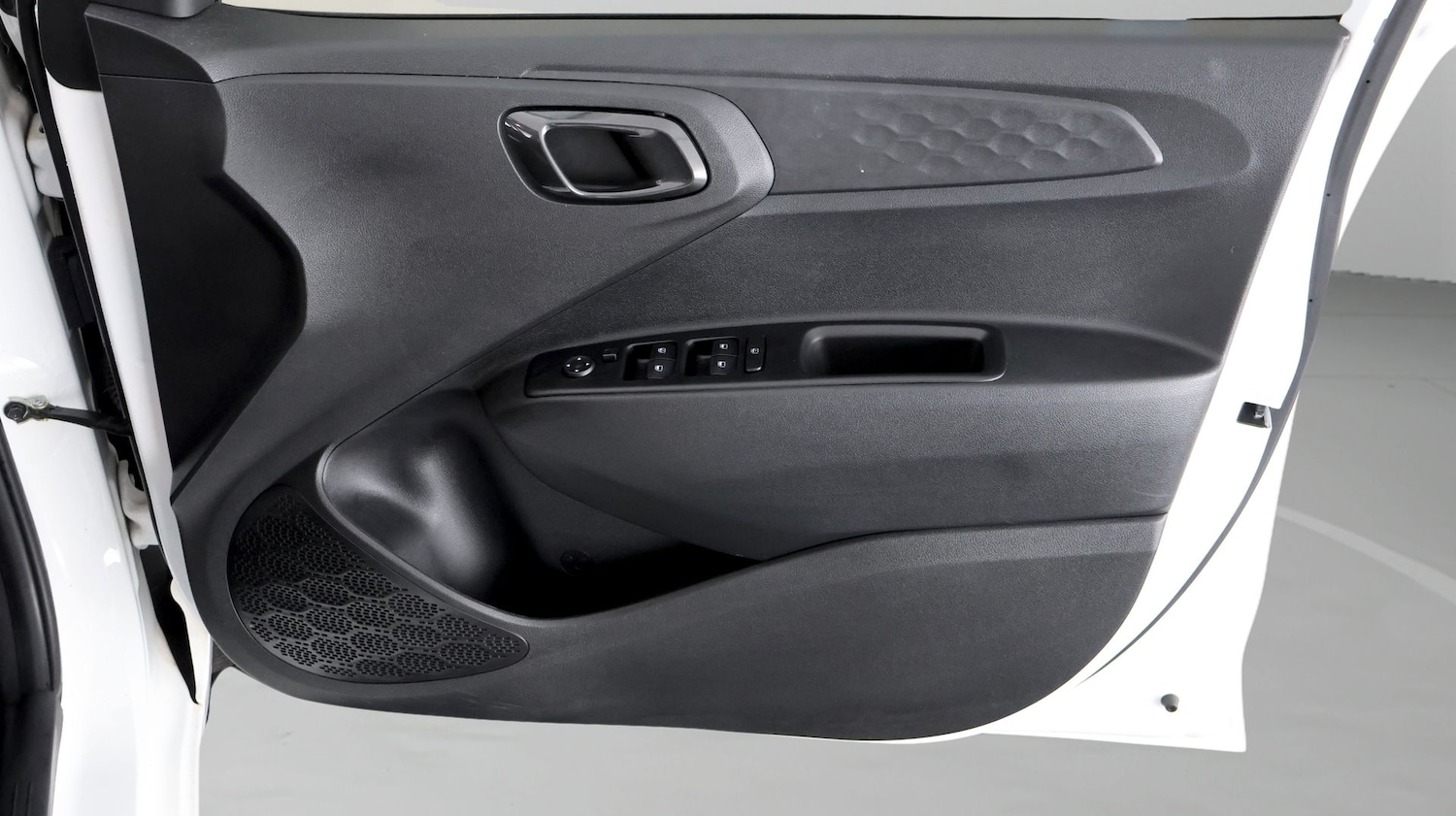 Used Hyundai i10 2020 for sale - 77675823: Photo 14