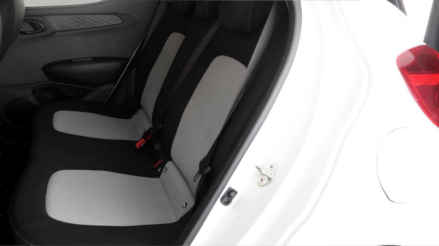 Used Hyundai i10 2020 for sale - 77675823: Photo 15