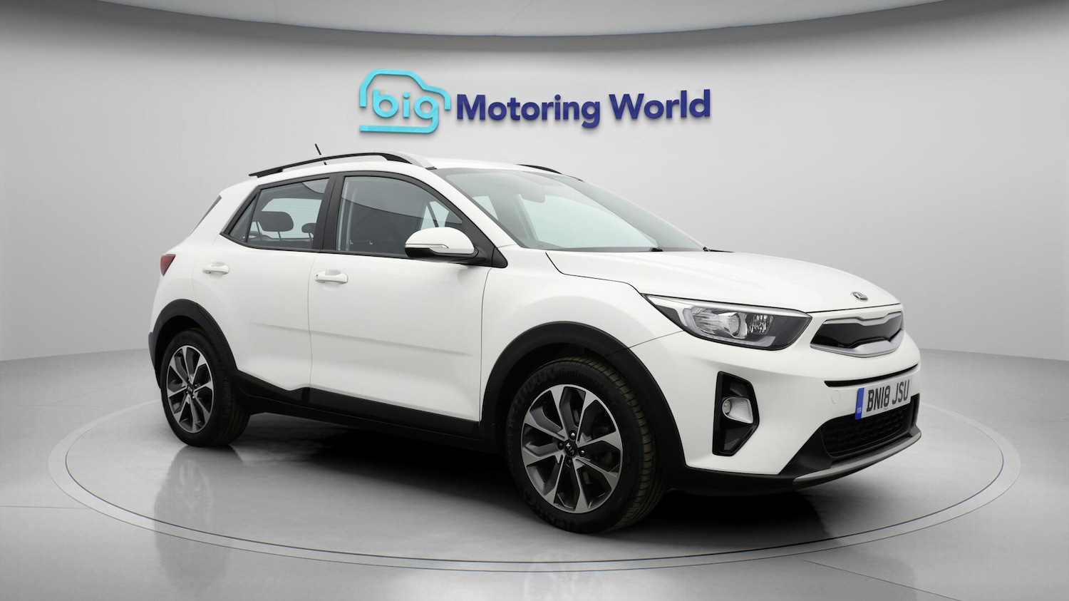 Used Kia Stonic 2018 for sale - 76020656: Photo 2