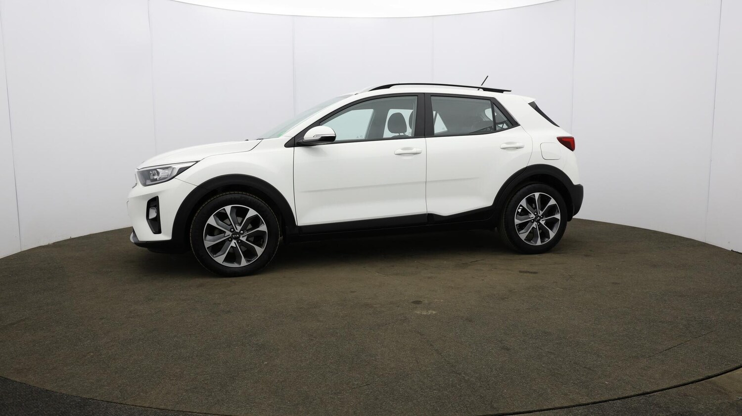 Used Kia Stonic 2018 for sale - 76020656: Photo 37