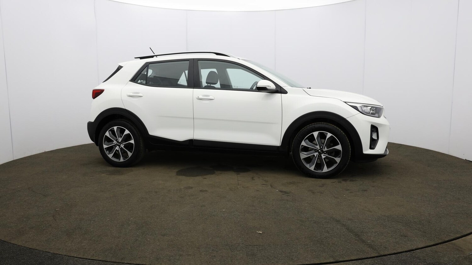 Used Kia Stonic 2018 for sale - 76020656: Photo 54