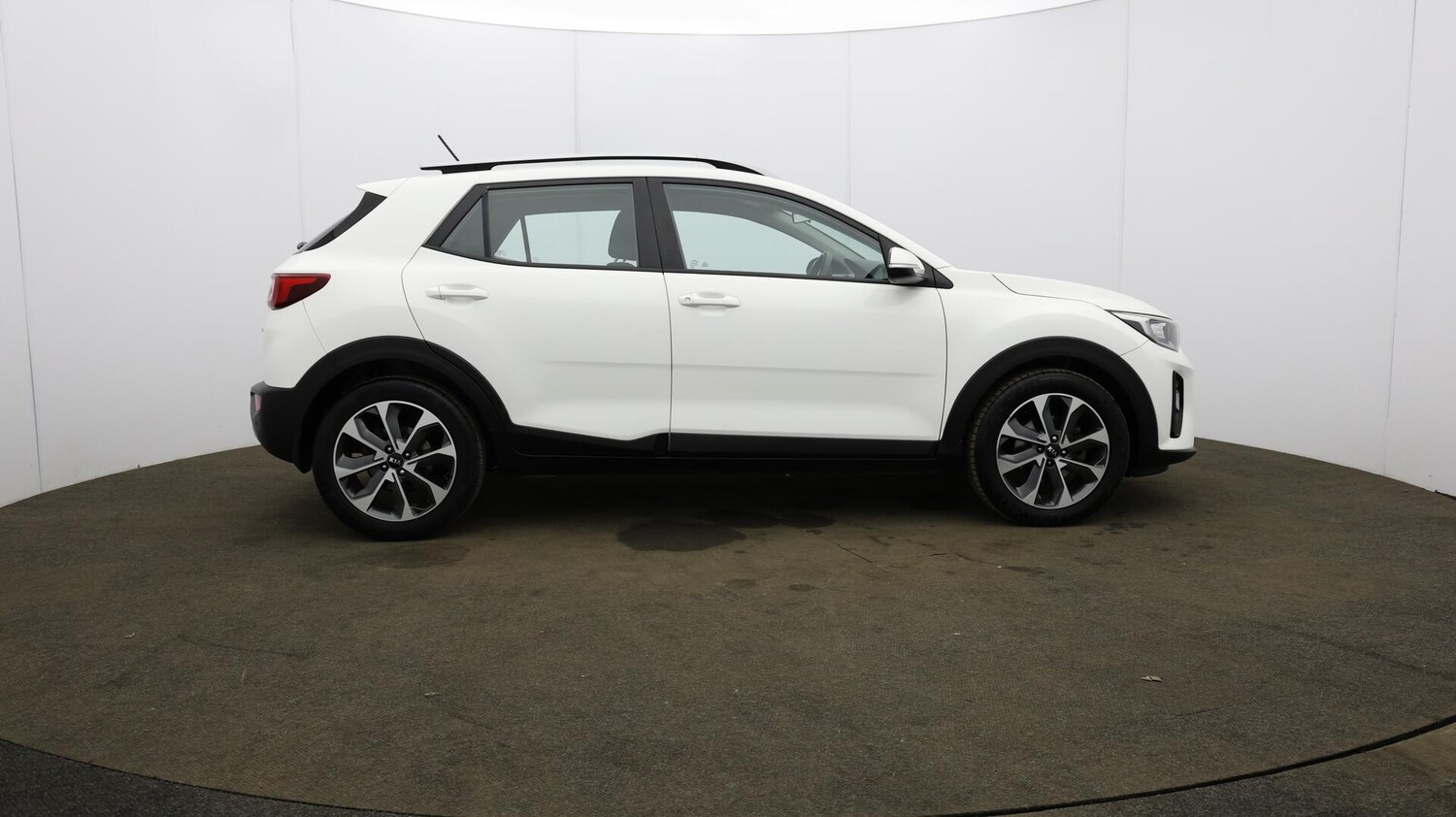 Used Kia Stonic 2018 for sale - 76020656: Photo 56