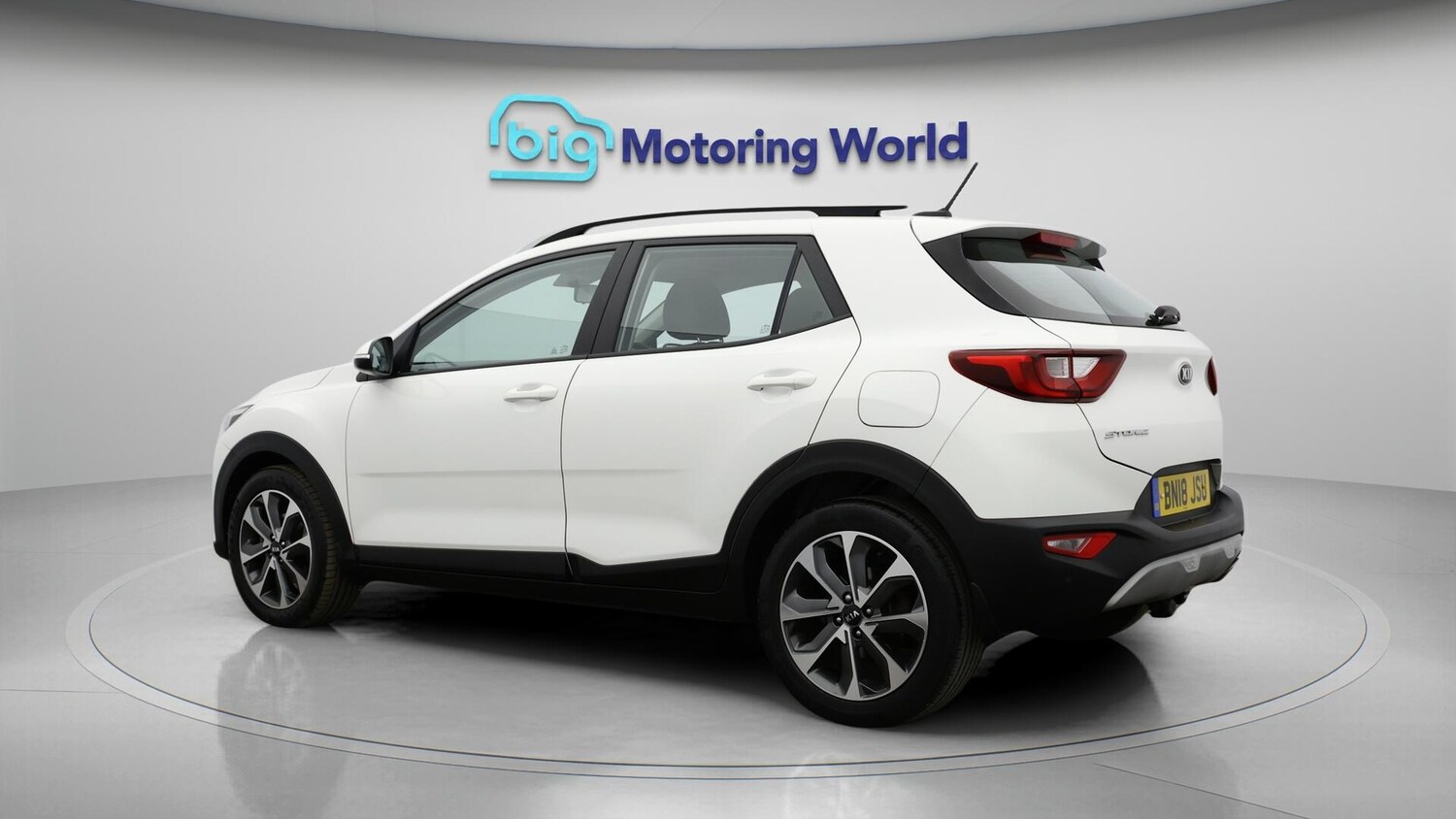 Used Kia Stonic 2018 for sale - 76020656: Photo 6