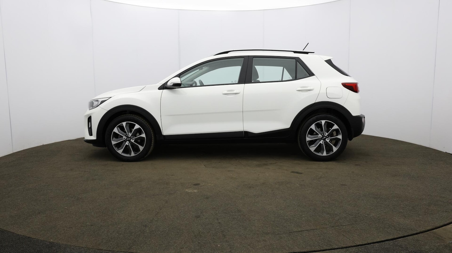Used Kia Stonic 2018 for sale - 76020656: Photo 73