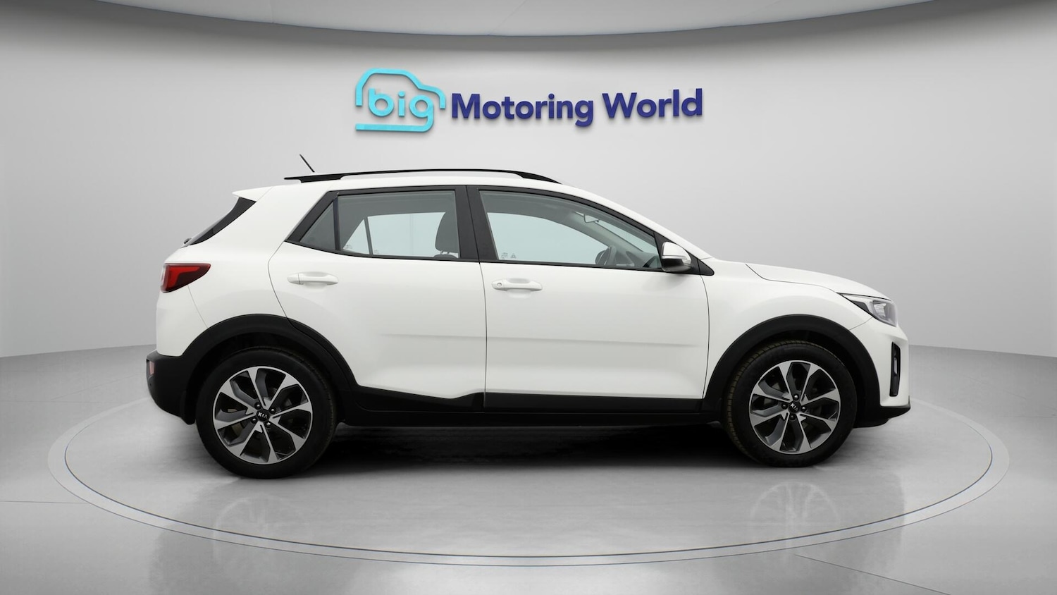 Used Kia Stonic 2018 for sale - 76020656: Photo 9