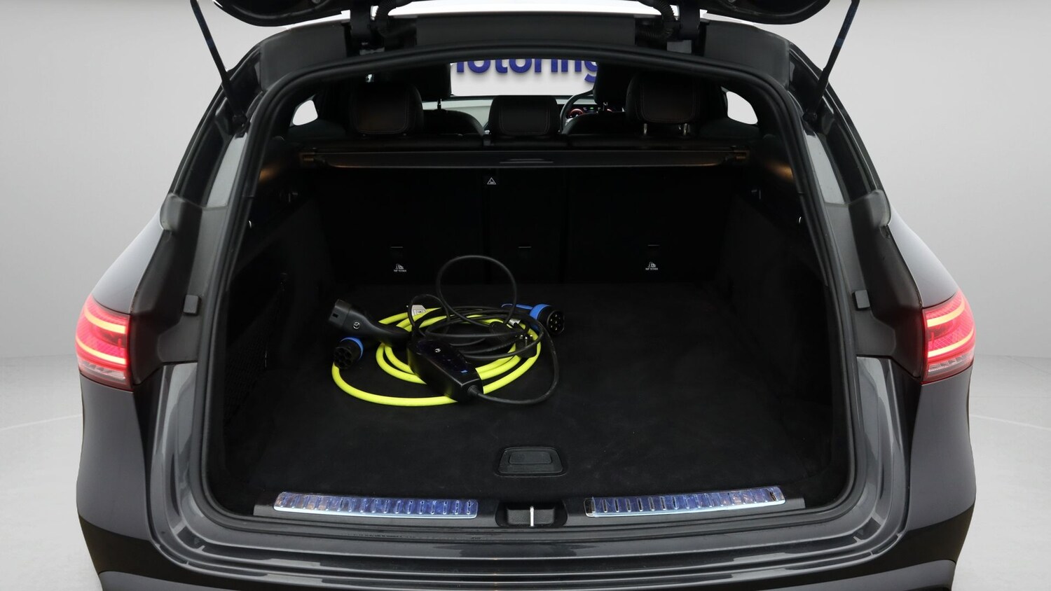 Used Mercedes-Benz EQC for sale - 77864509: Photo 17