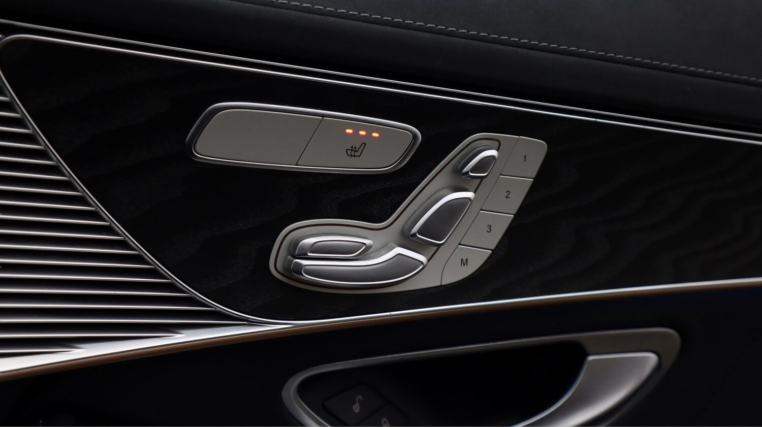 Used Mercedes-Benz EQC for sale - 77864509: Photo 22