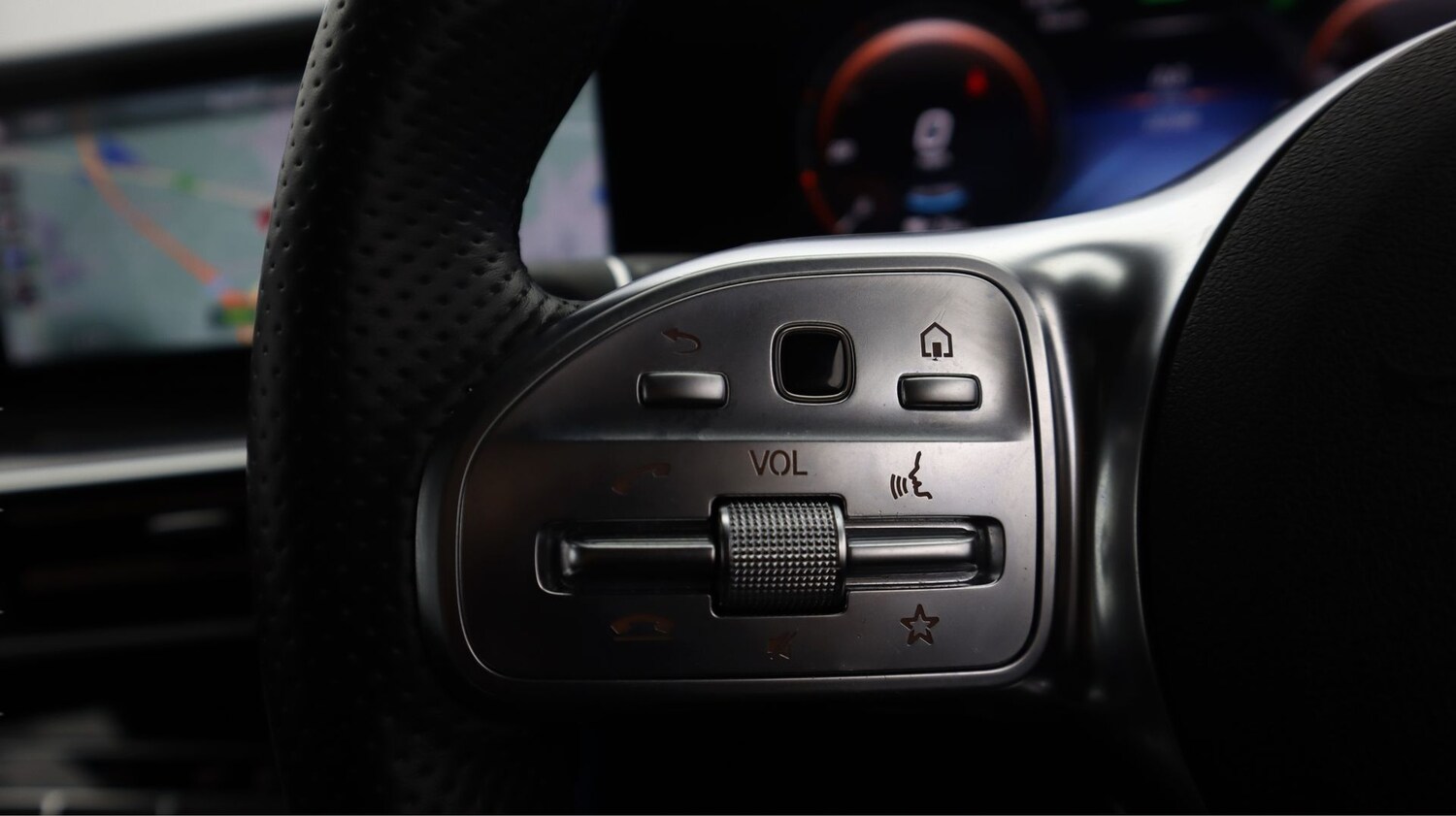 Used Mercedes-Benz EQC for sale - 77864509: Photo 24