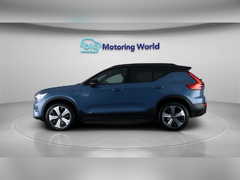 Used Volvo XC40 2022 for sale - 77640283: Photo