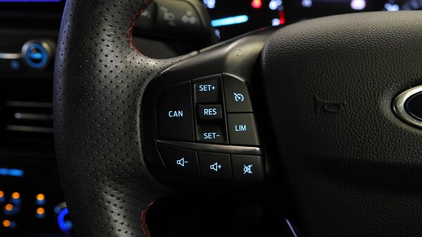 Used Ford Focus for sale - 76247889: Photo 22