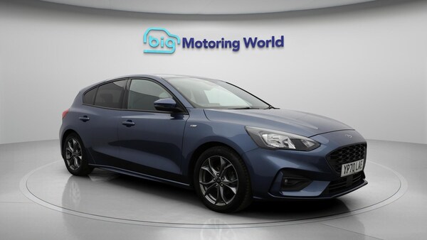 Used Ford Focus for sale - 76247889: Photo 2