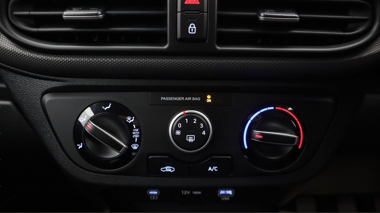 Used Hyundai i10 2023 for sale - 78020605: Photo 12