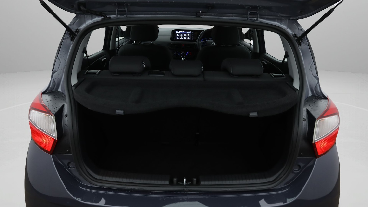 Used Hyundai i10 2023 for sale - 78020605: Photo 17