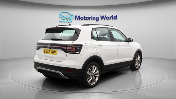Used Volkswagen T-Cross 2022 for sale - 76318103: Photo 8