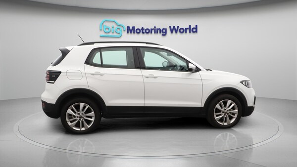 Used Volkswagen T-Cross 2022 for sale - 76318103: Photo 9