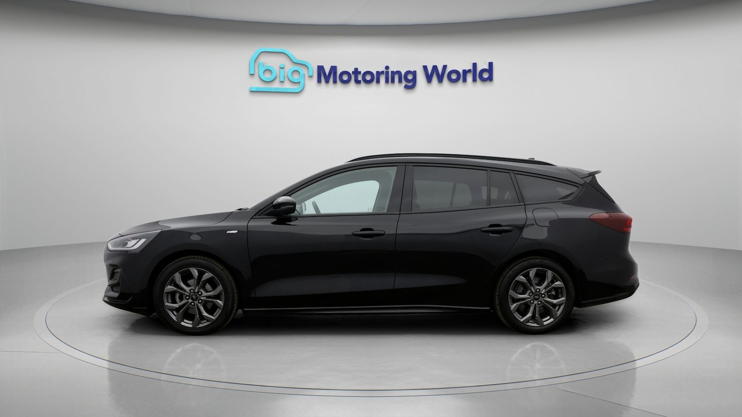 Used Ford Focus 2023 for sale - 77833340: Photo 4