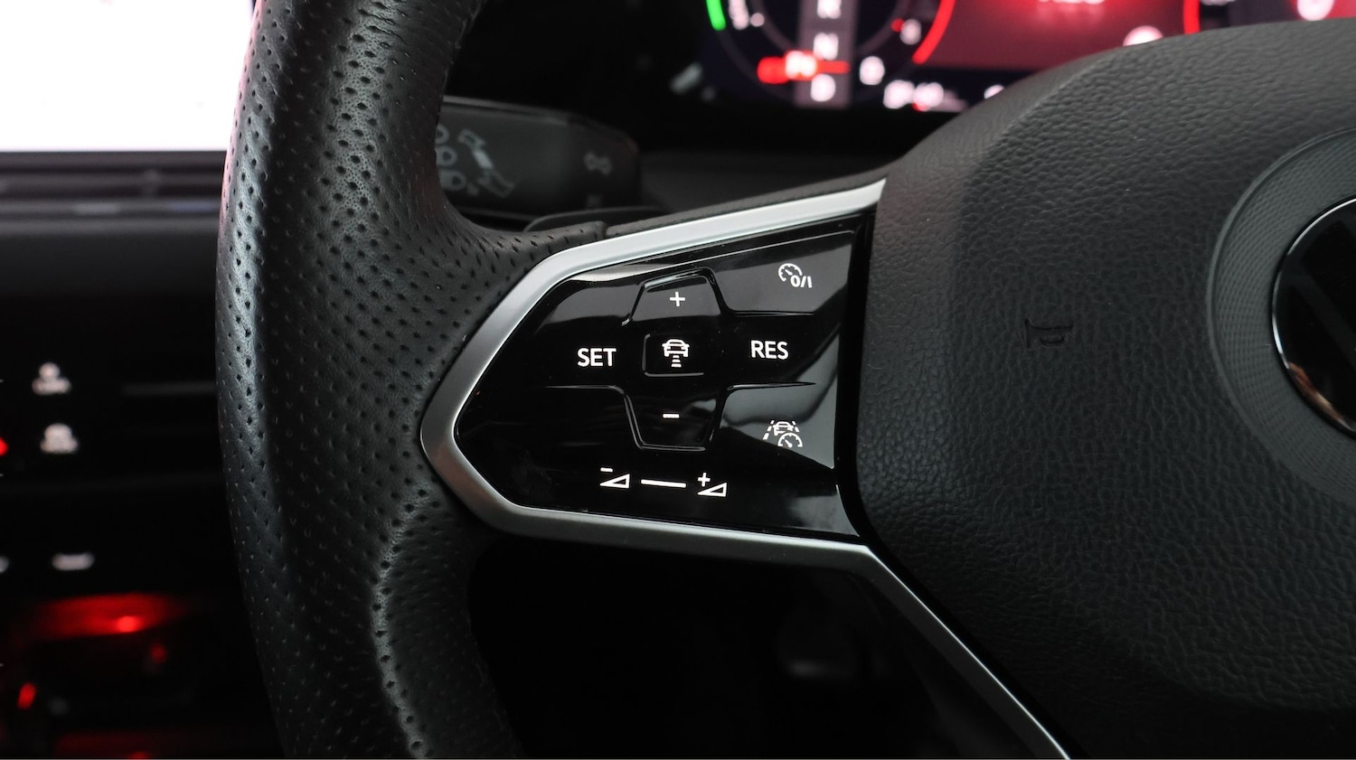 Used Volkswagen Golf 2023 for sale - 78040635: Photo 23