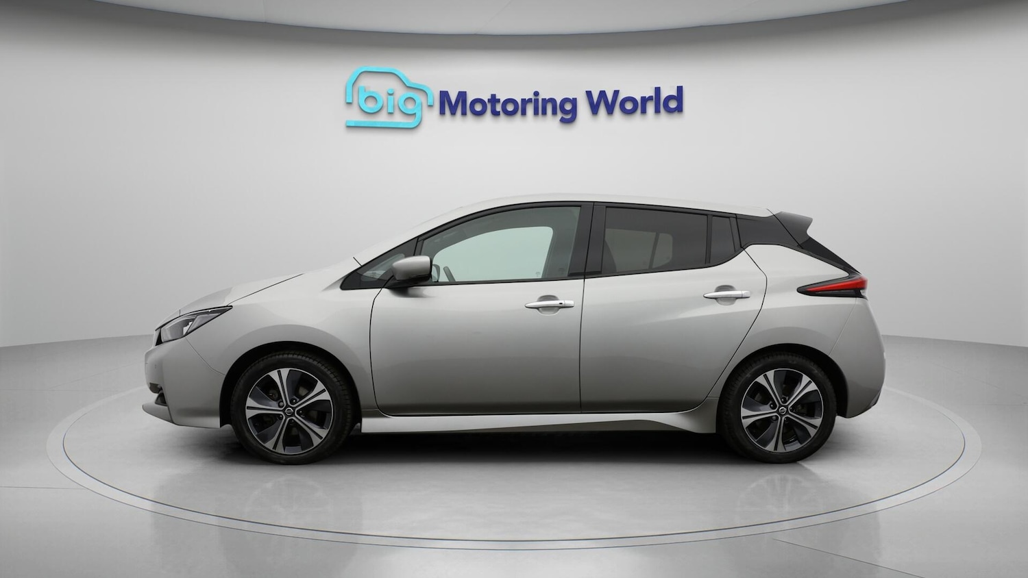 Used Nissan Leaf 2021 for sale - 76349354: Photo 5