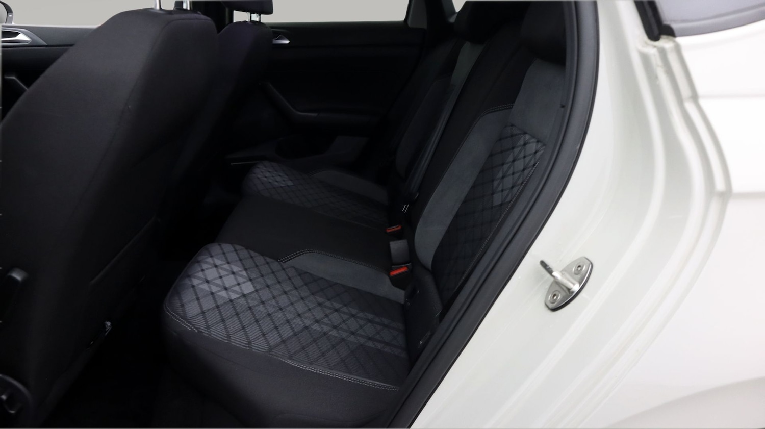 Used Volkswagen Polo 2024 for sale - 77777489: Photo 16