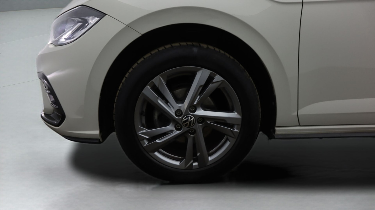 Used Volkswagen Polo 2024 for sale - 77777489: Photo 18