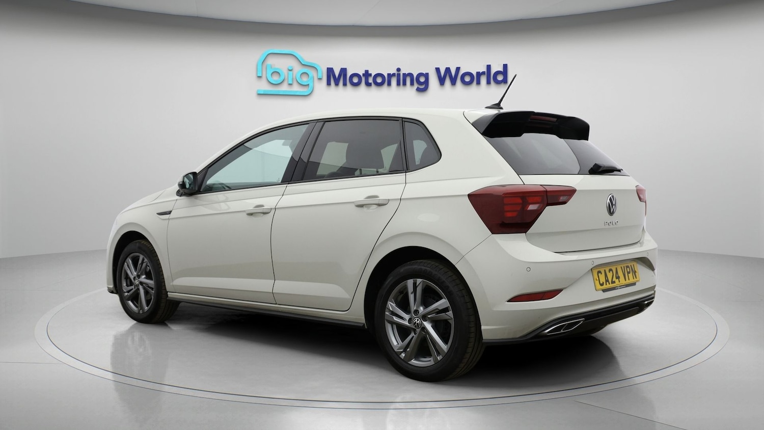 Used Volkswagen Polo 2024 for sale - 77777489: Photo 5