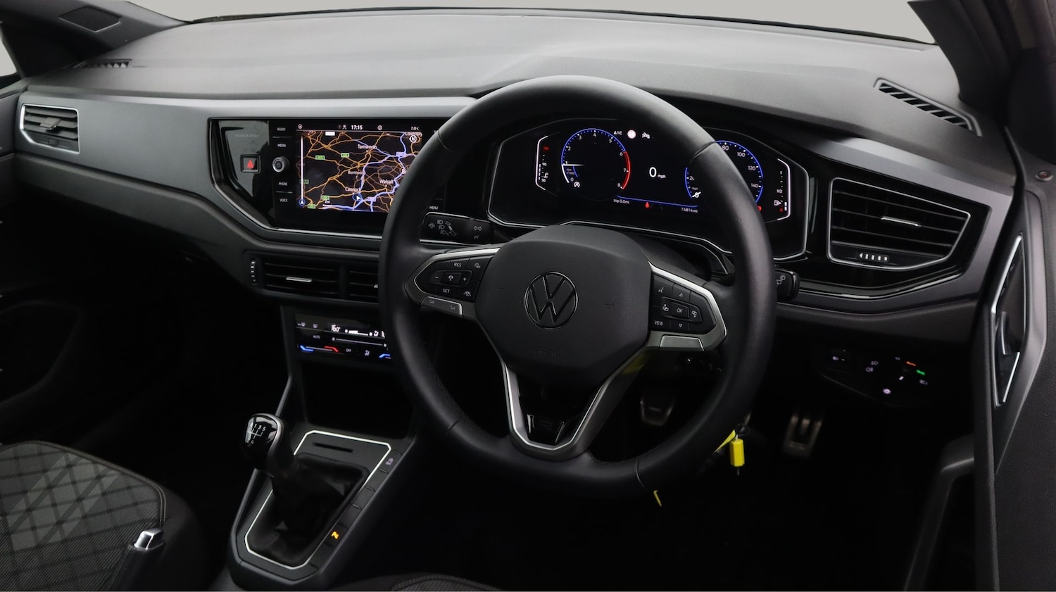 Used Volkswagen Polo 2024 for sale - 77777489: Photo 9