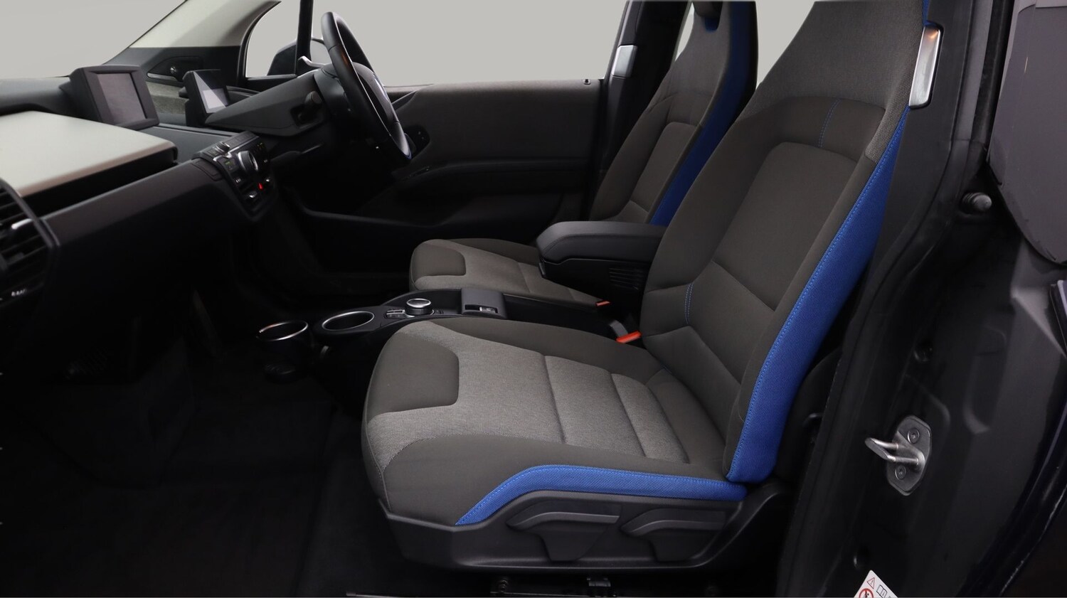 Used BMW i3 2022 for sale - 77282830: Photo 14