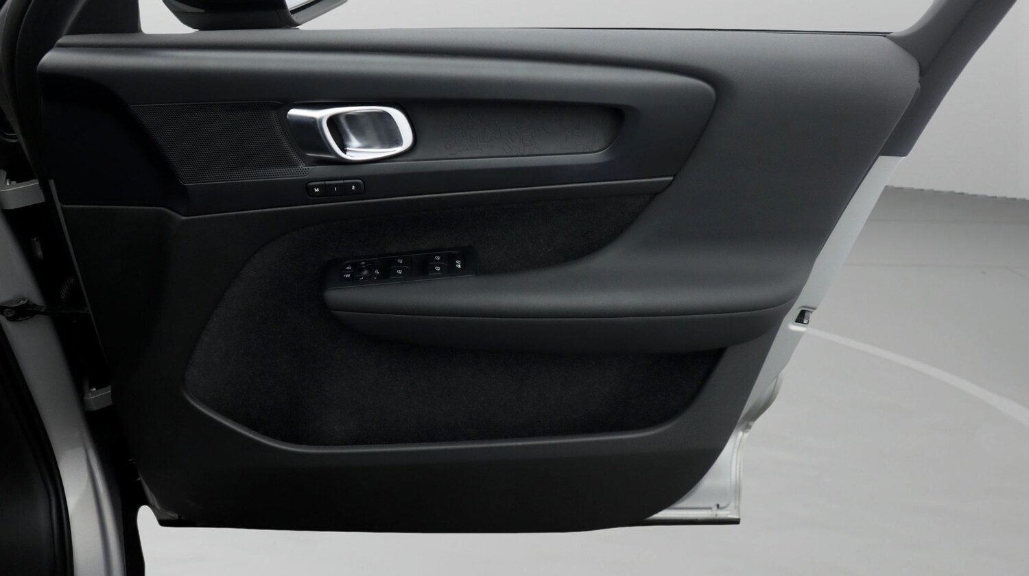 Used Volvo XC40 for sale - 77181786: Photo 15