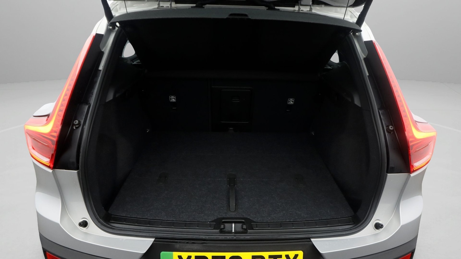 Used Volvo XC40 for sale - 77181786: Photo 17