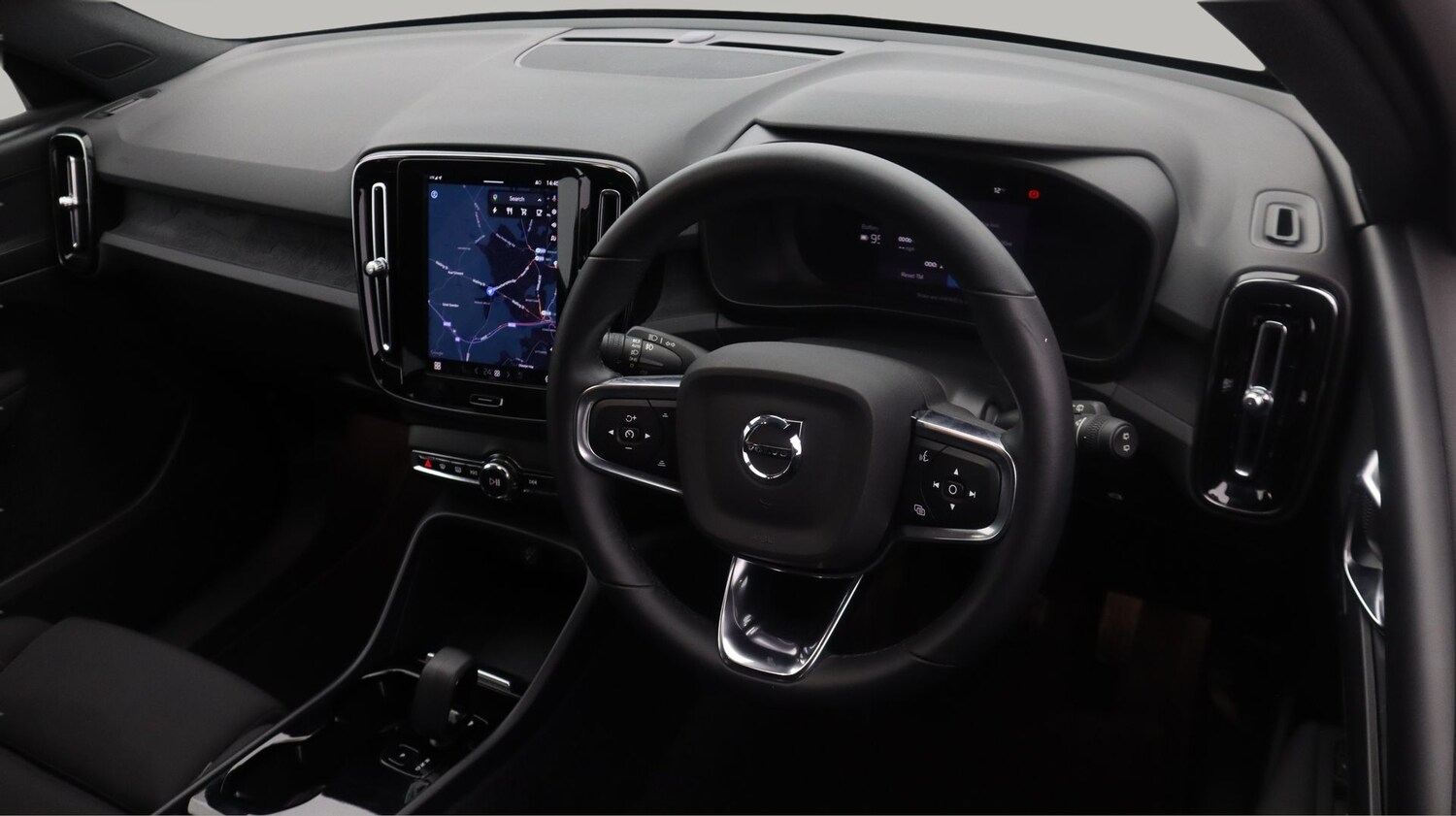 Used Volvo XC40 for sale - 77181786: Photo 9