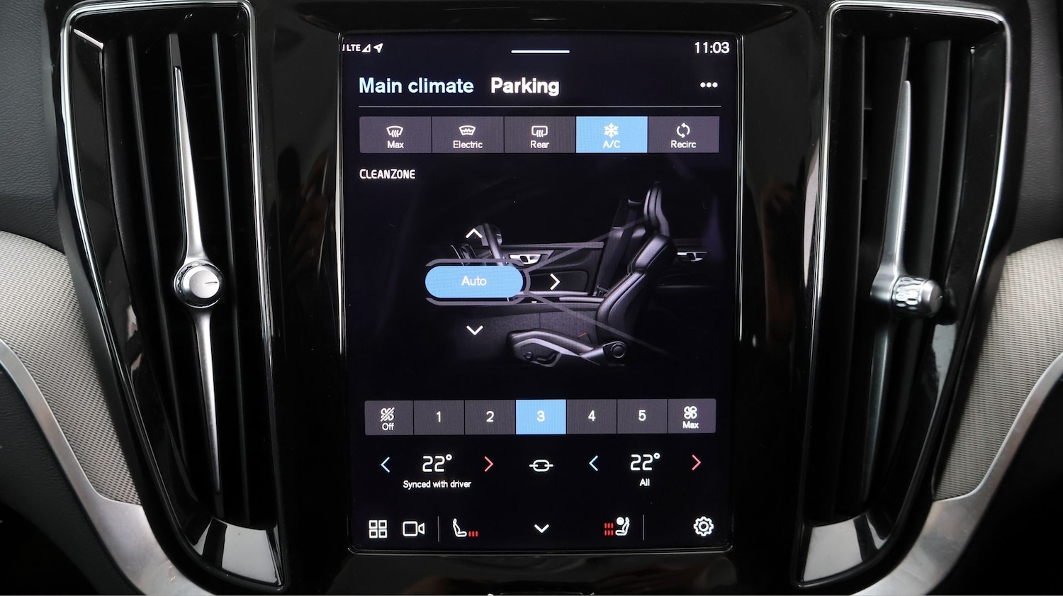 Used Volvo V60 for sale - 77567306: Photo 12