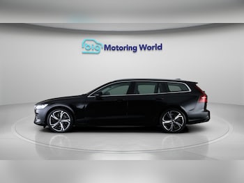 Used Volvo V60 2022 for sale - 77567306: Photo