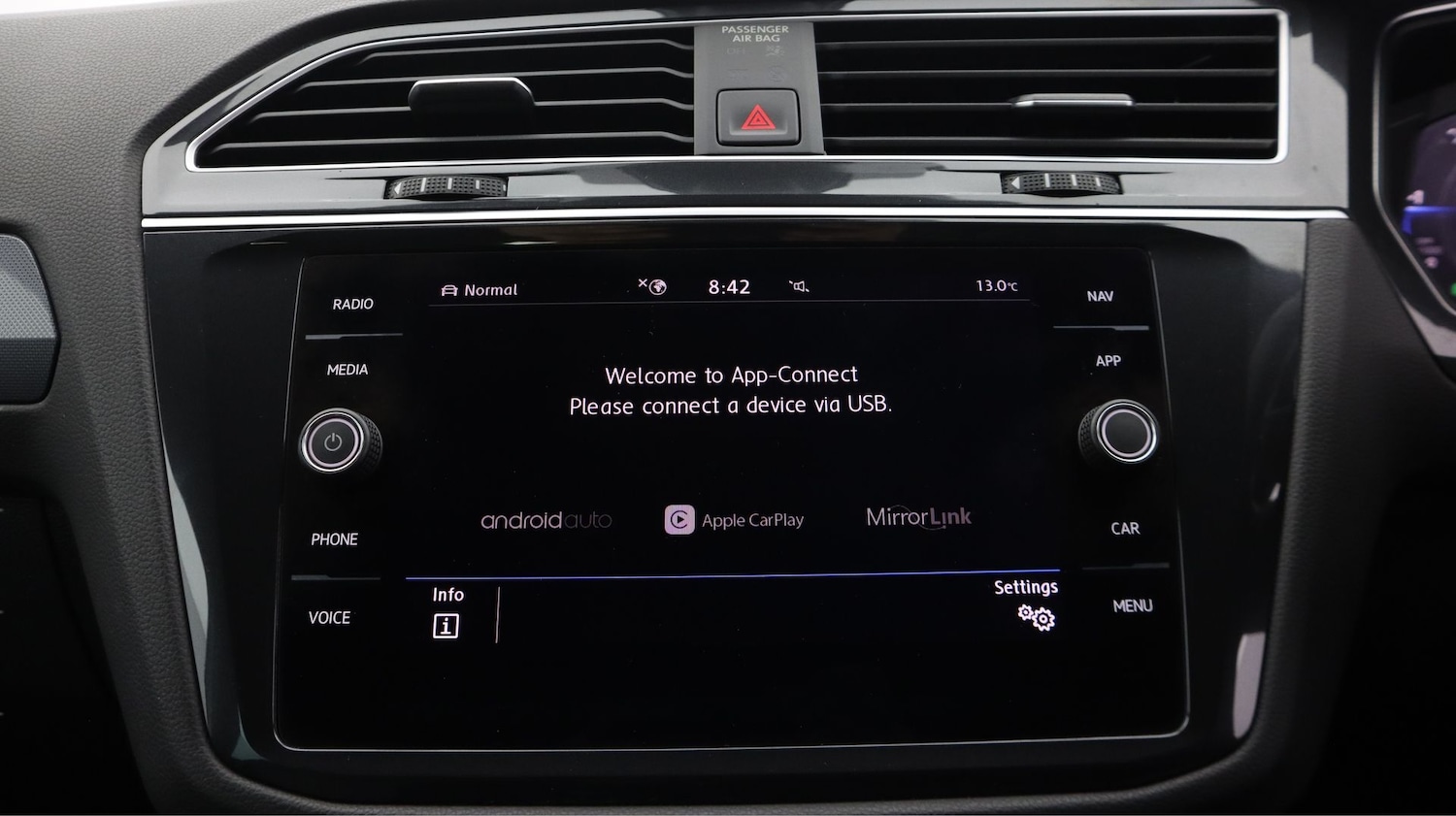 Used Volkswagen Tiguan 2020 for sale - 78080423: Photo 23