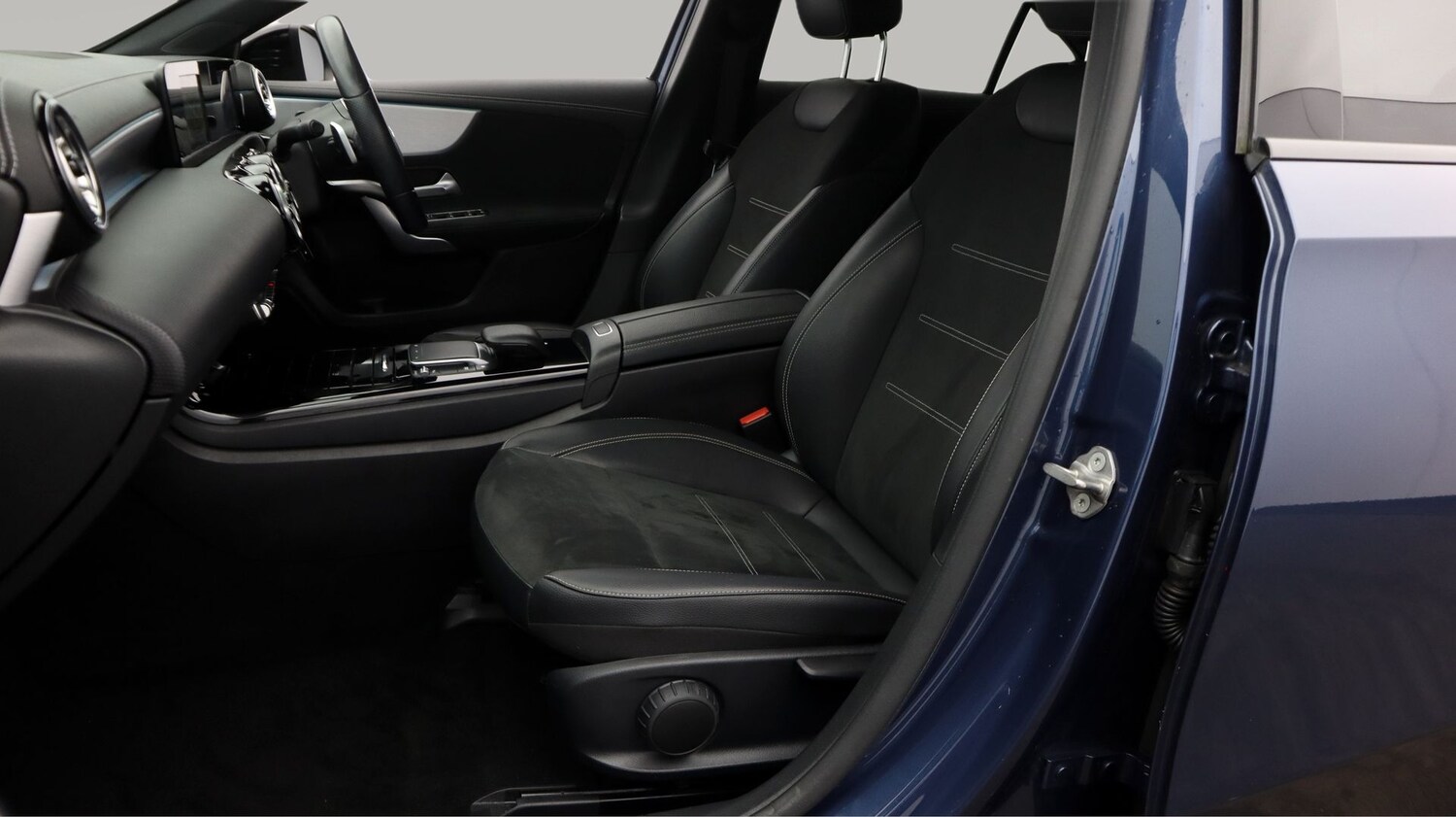 Used Mercedes-Benz A-Class 2021 for sale - 77525768: Photo 14