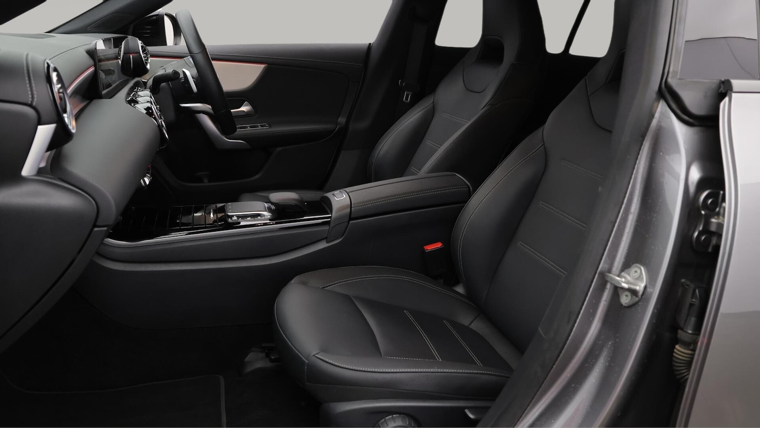 Used Mercedes-Benz CLA 2022 for sale - 76432890: Photo 15