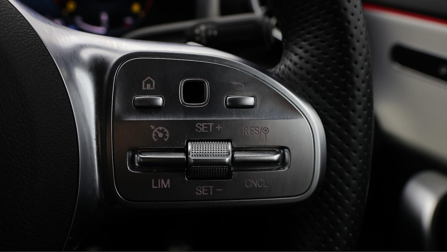 Used Mercedes-Benz CLA 2022 for sale - 76432890: Photo 24