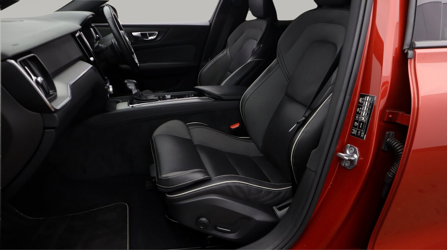 Used Volvo S60 2019 for sale - 77877238: Photo 14