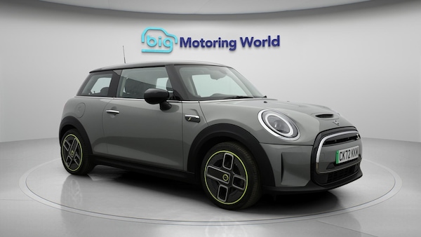 Used MINI Electric Hatch 2022 for sale - 76060029: Photo 2