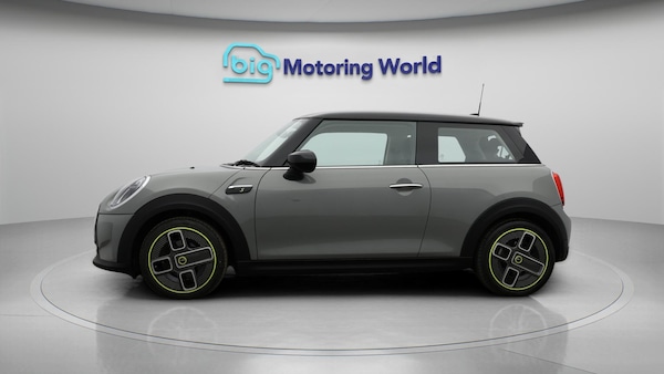 Used MINI Electric Hatch 2022 for sale - 76060029: Photo 5