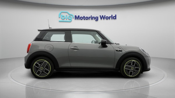 Used MINI Electric Hatch 2022 for sale - 76060029: Photo 9