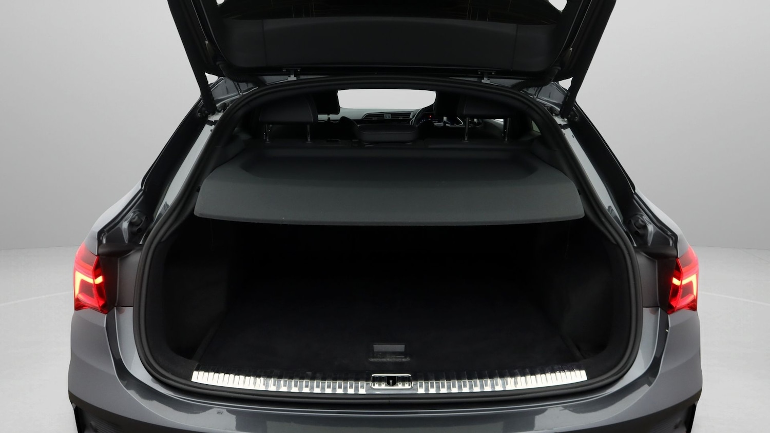 Used Audi Q3 2022 for sale - 77921114: Photo 17