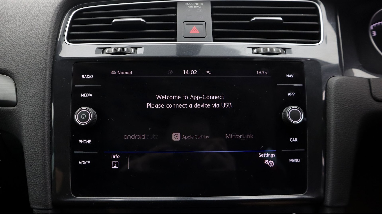 Used Volkswagen Golf 2020 for sale - 78169471: Photo 24